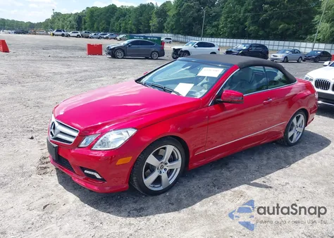 2011 Mercedes-Benz E 550 из США, поврежденный, VIN WDDKK7CF6BF095343